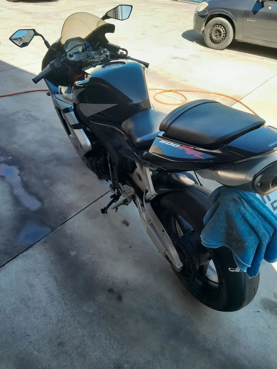 CBR 600RR - Foto 3