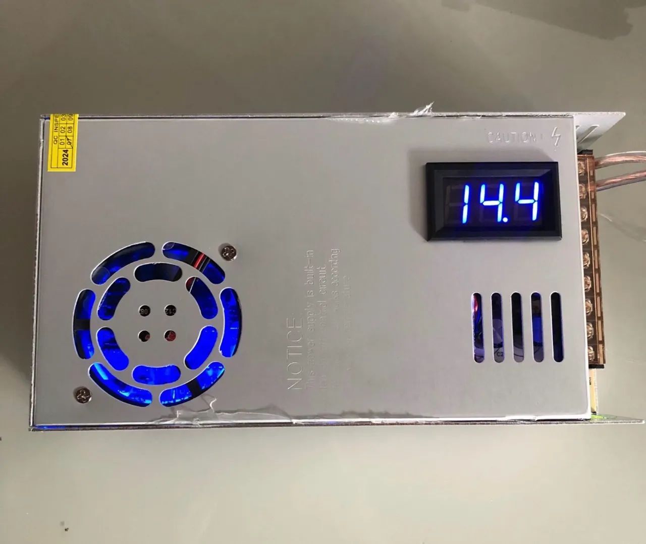 Fonte chaveada 90A e também temos 50a 