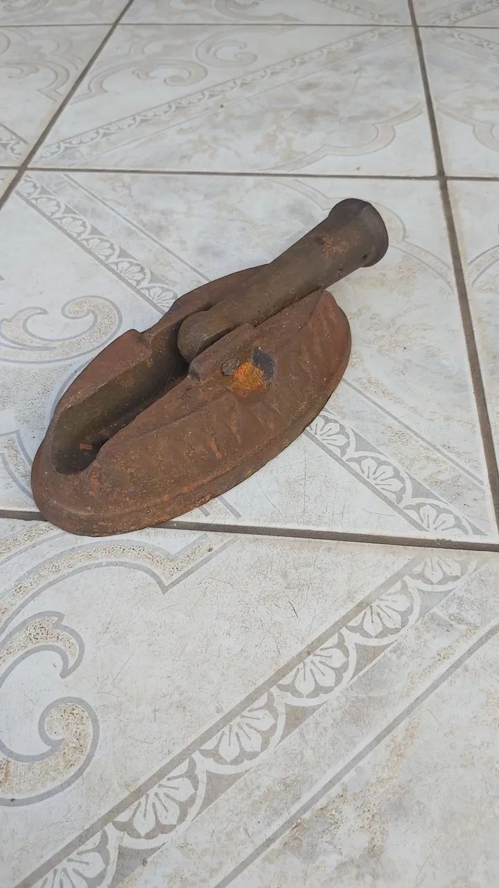 Escovão antigo lustrar piso 