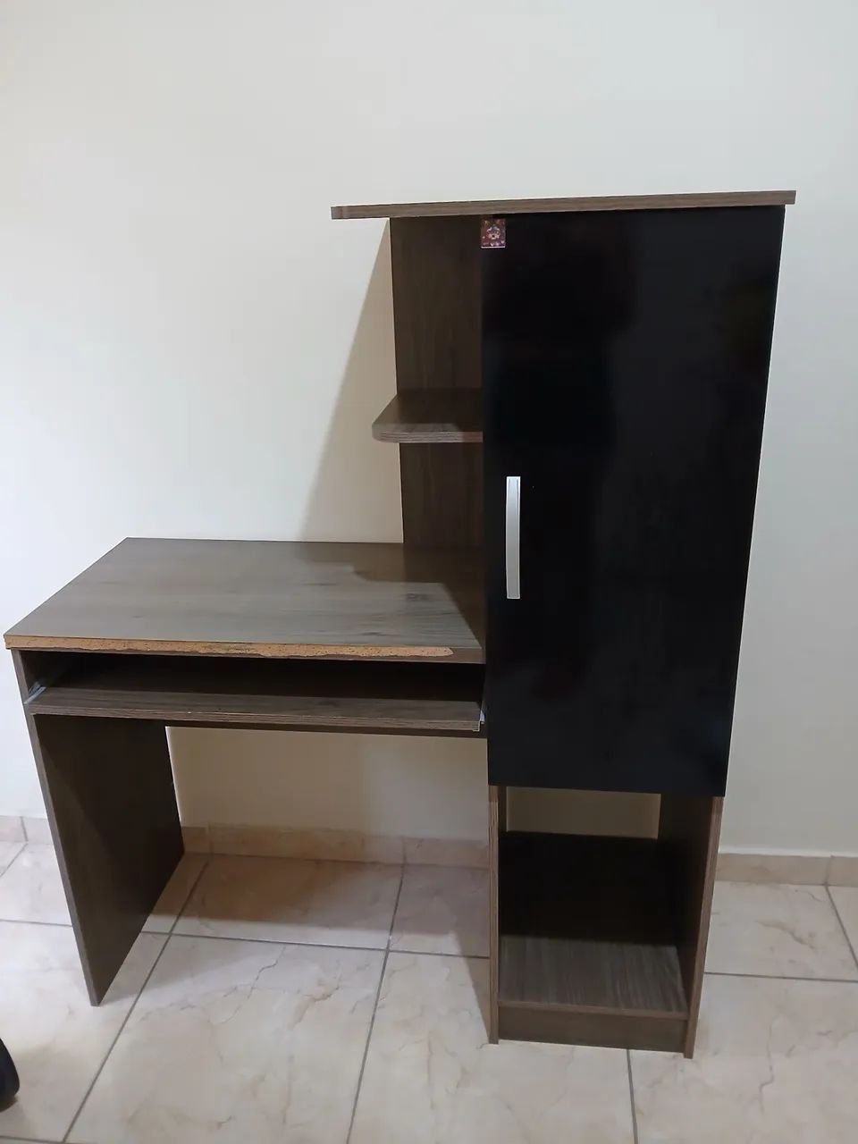 Escrivaninha em MDF - Foto 2