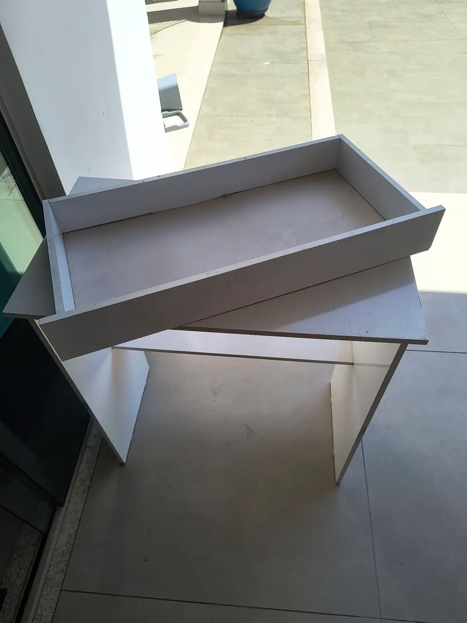 Vendo mesinha em ótimo estado - Foto 4