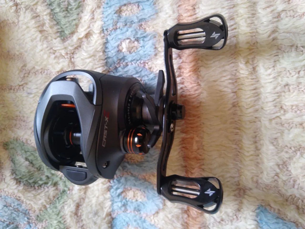 Carretilha cast X Z Manivela direita  - Foto 3