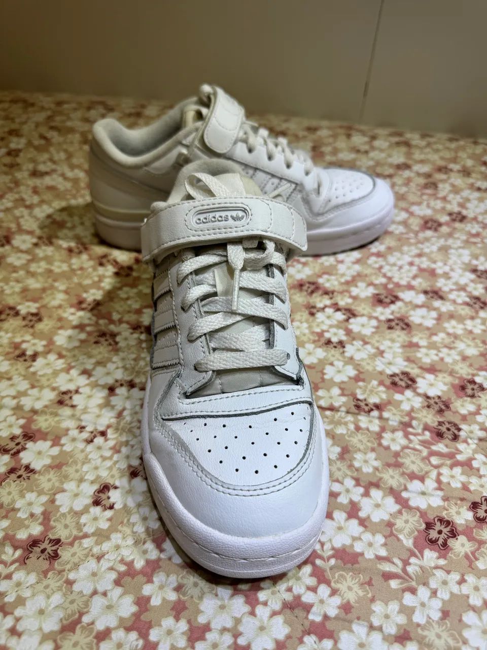 Tênis Adidas Forum Low Cloud White Velcro