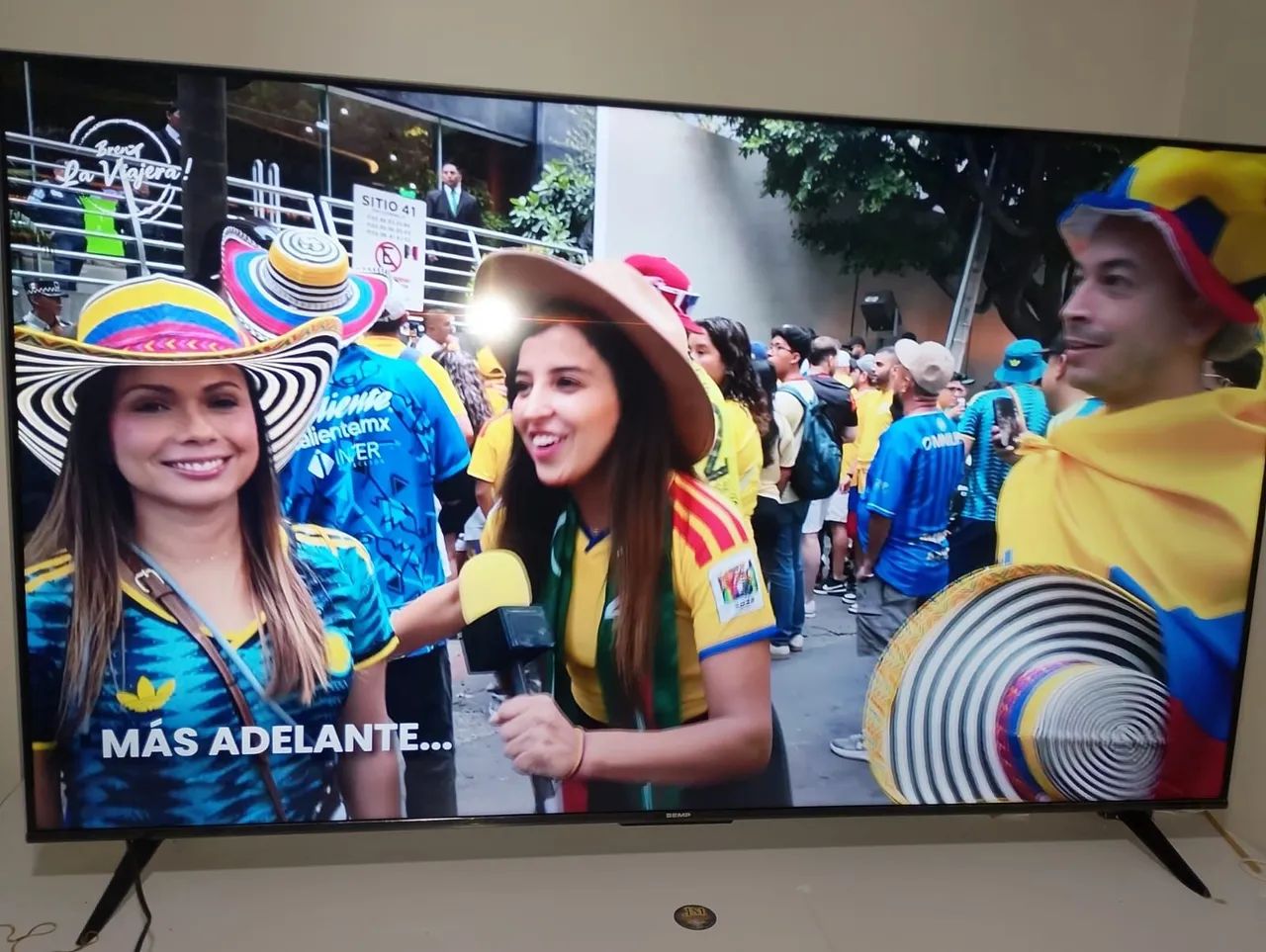 Tv semp 65 pulgadas novo