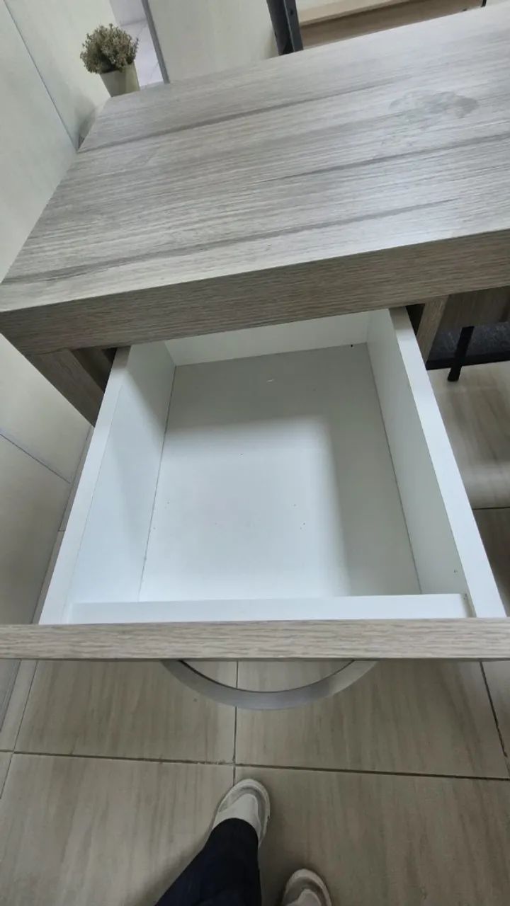 Mesa de escritório em L - Foto 3
