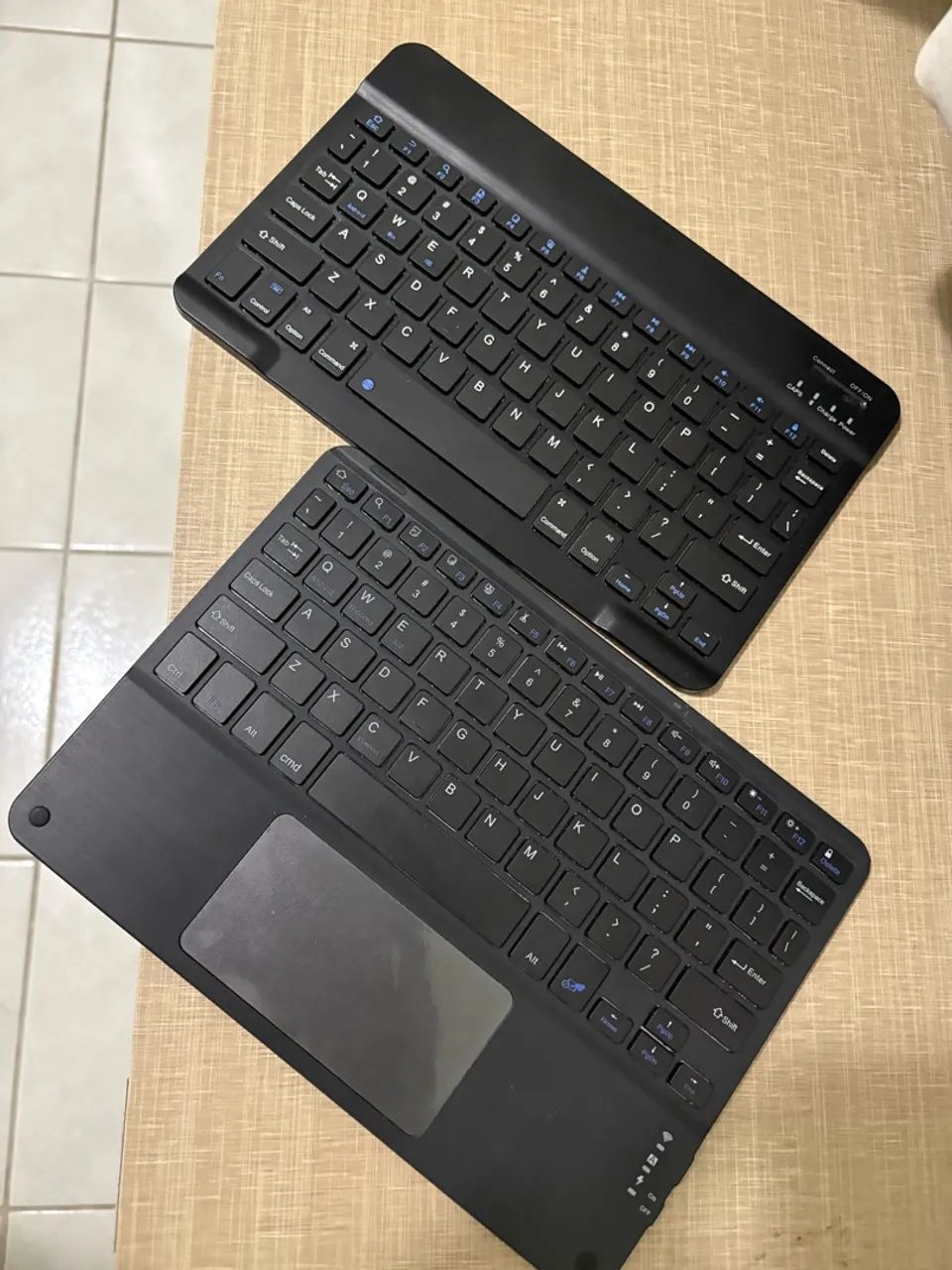 Vende se teclados 
