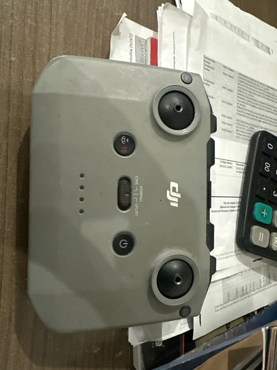 Vende se controle e hanb com duas baterias drone DJI MINI 2  - Foto 3