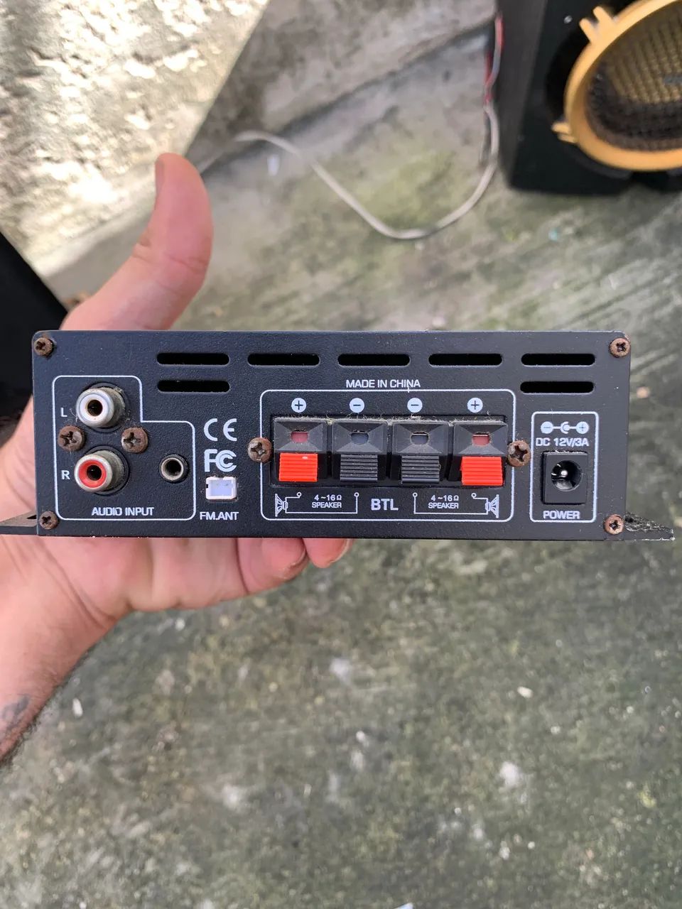 Vendo som de 600W - Foto 3