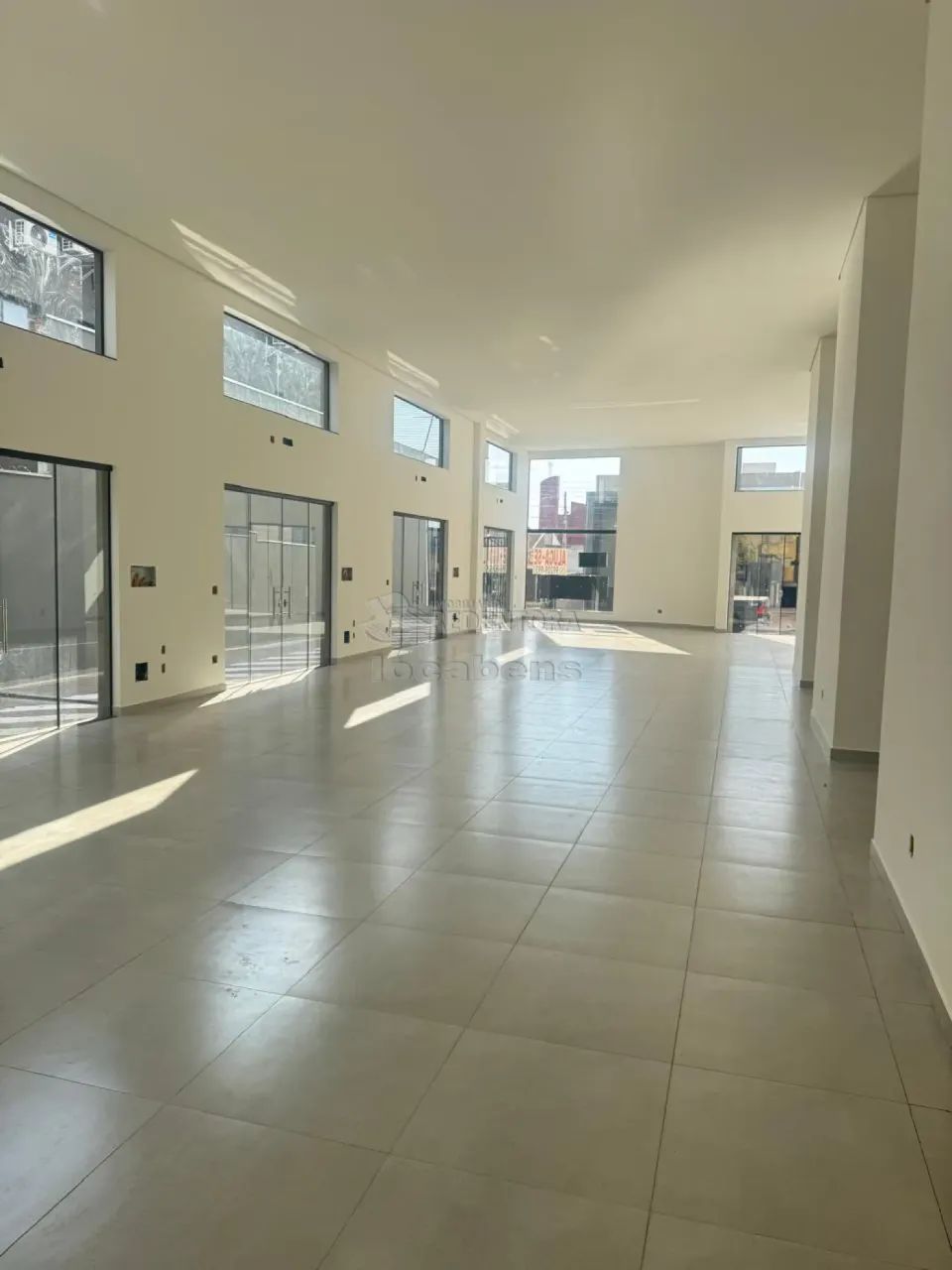 Salão Comercial com 230² - Vila Santa Cândida - Foto 5