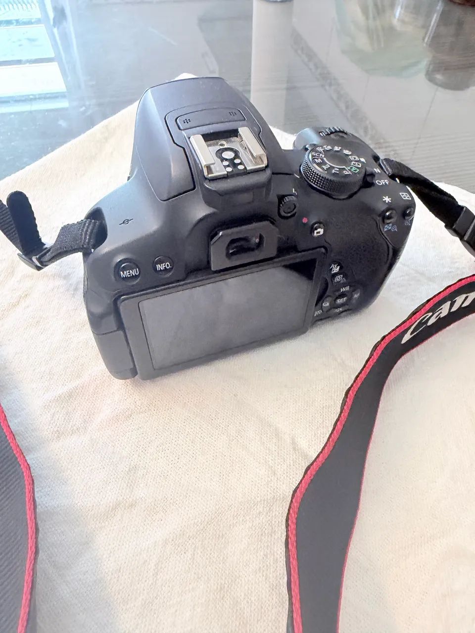 Canon EOS Rebel T5i (T51) - Excelente Estado - Foto 2