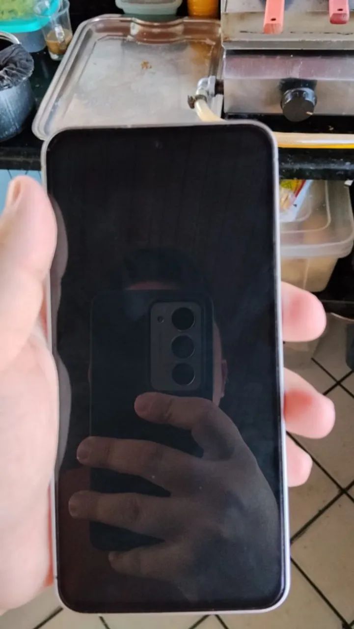 Samsung Galaxy S24FE 128GB - Seminovo  - Foto 3