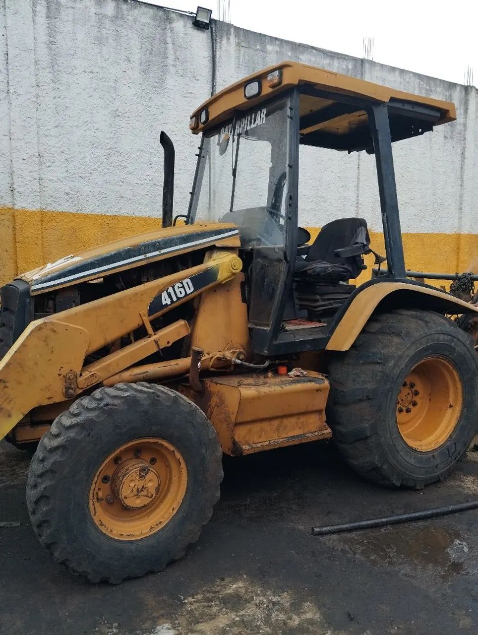 CAT 4x4 2006 135,000 - Foto 4