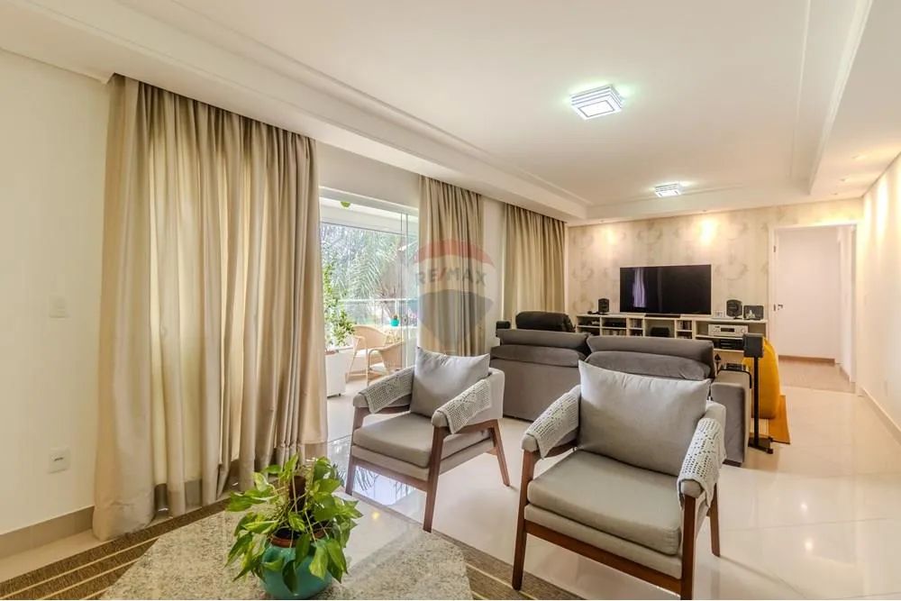 Apartamento à venda no Edifício Vivaldi, Vila Independência/Mangal em Sorocaba-SP com 157m