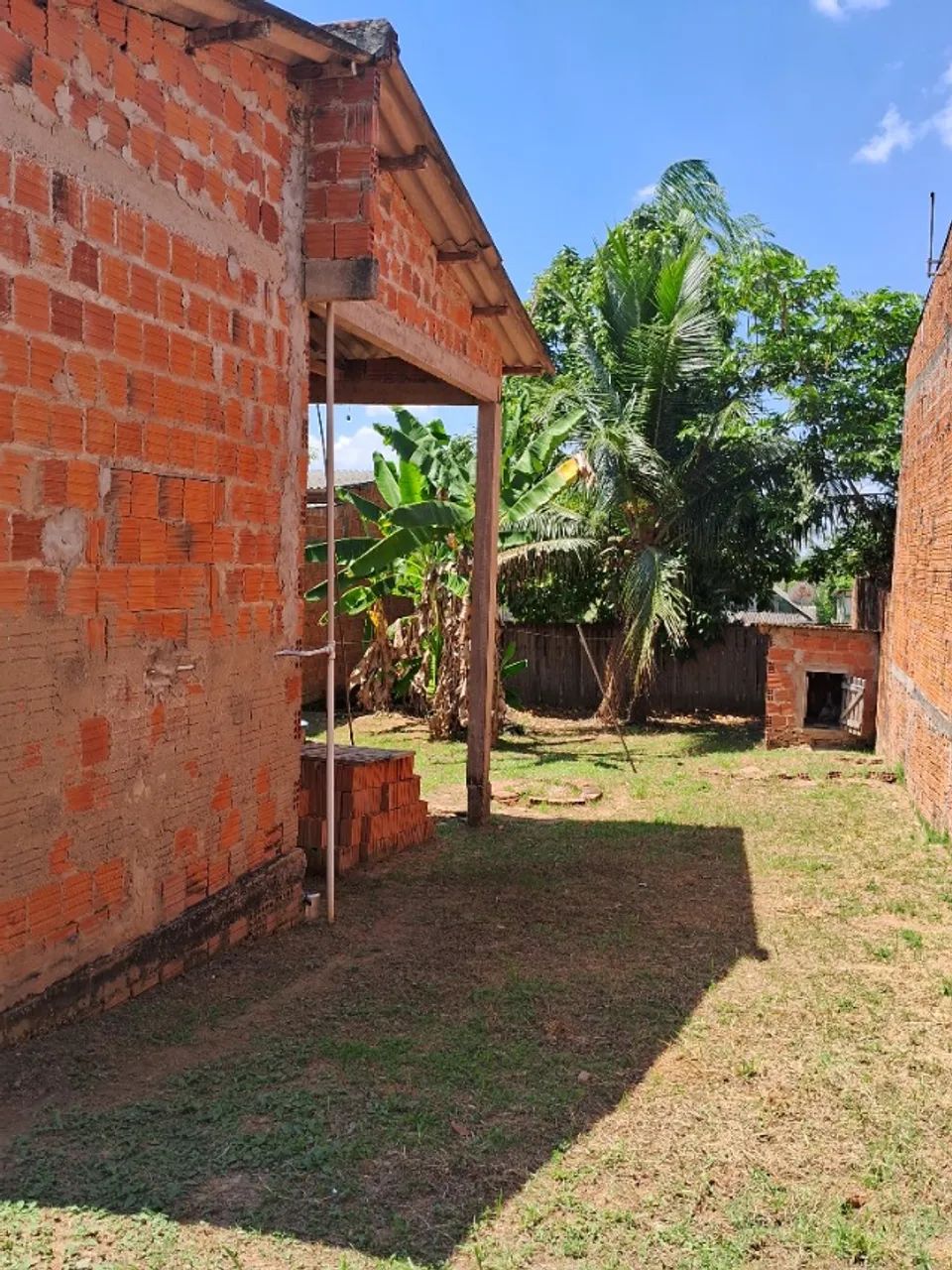 VENDE-SE CASA NO BAIRRO ILSON RIBEIRO - Foto 2