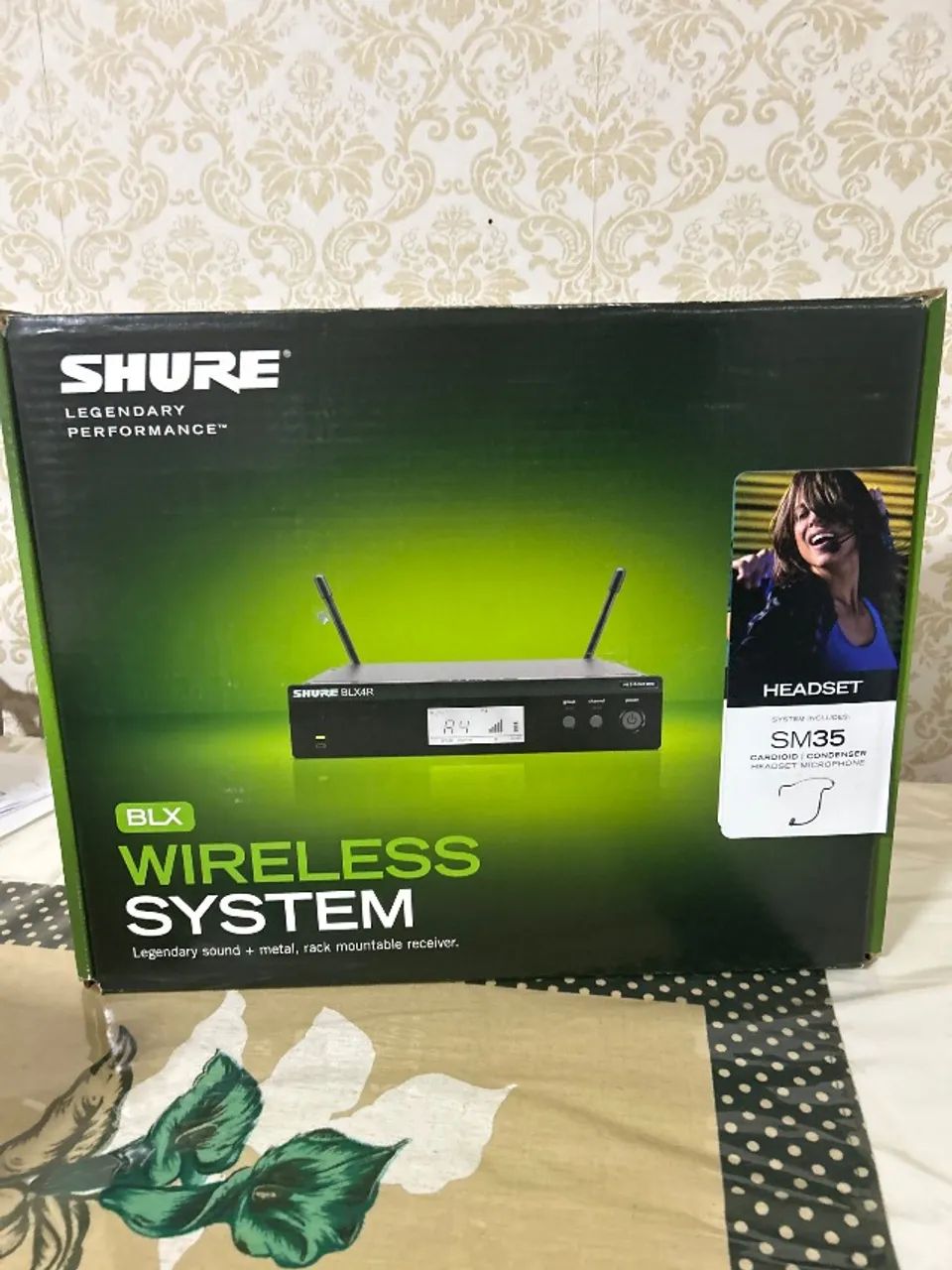 MICROFONE HEADSET SEM FIO SHURE BLX14R/SM35  - Foto 2