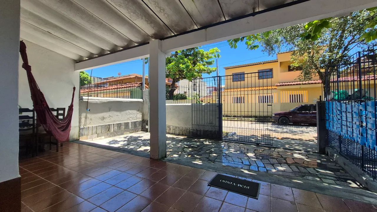 Casa em Piúma ES para temporada, 300m da praia, 3qts, 3bnh, na 9ua do shopping do cinema.  - Foto 2