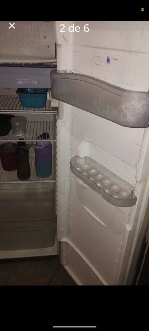 Geladeira Eletrolux sem defeito nenhum - Foto 4