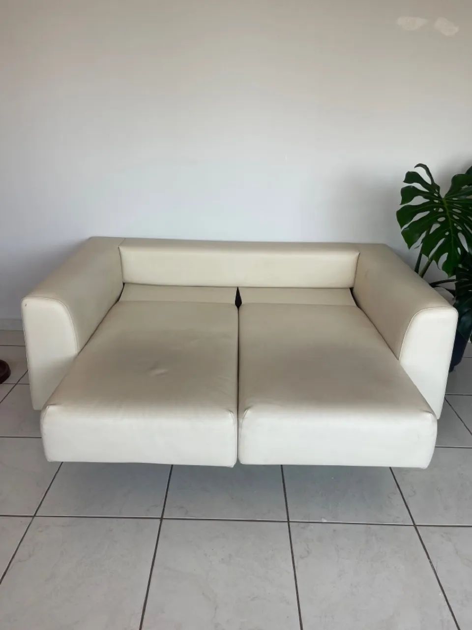 Vendo sofá retratil ótimo estado  - Foto 4