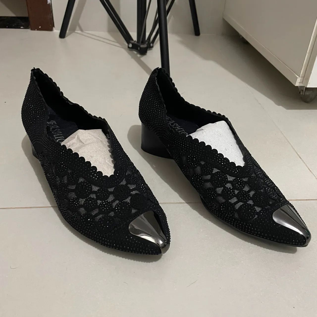 Sapato preto elegante número 35