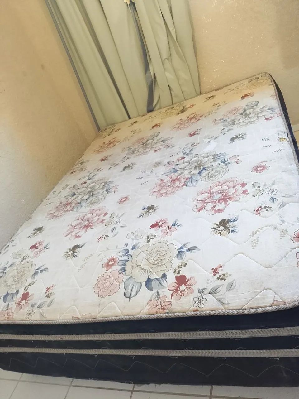 Vendo cama box de casal  - Foto 3