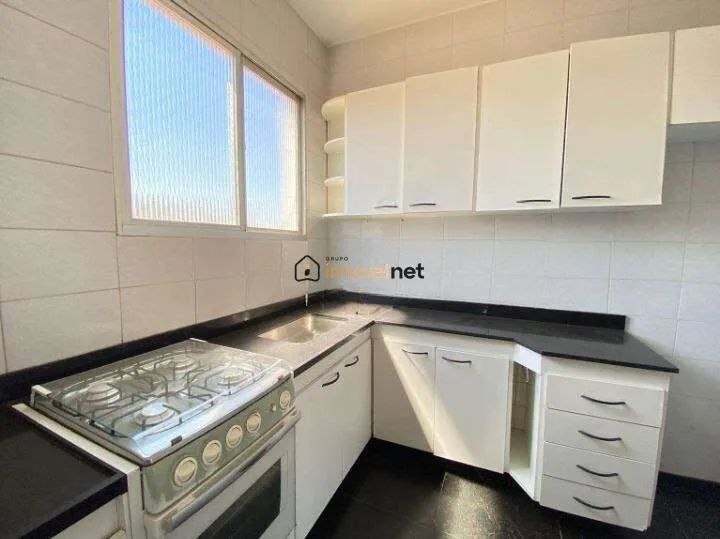 Apartamento Amplo com 3 Quartos, Suíte e 2 Vagas Cobertas - Foto 2