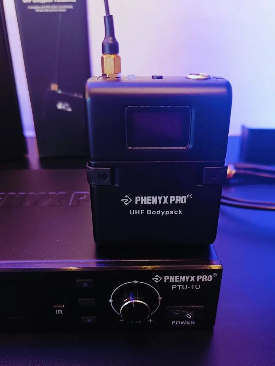 Sistema Microfone Headset Profissional Sem Fio PTU-1U Phenyx Pro - Foto 2