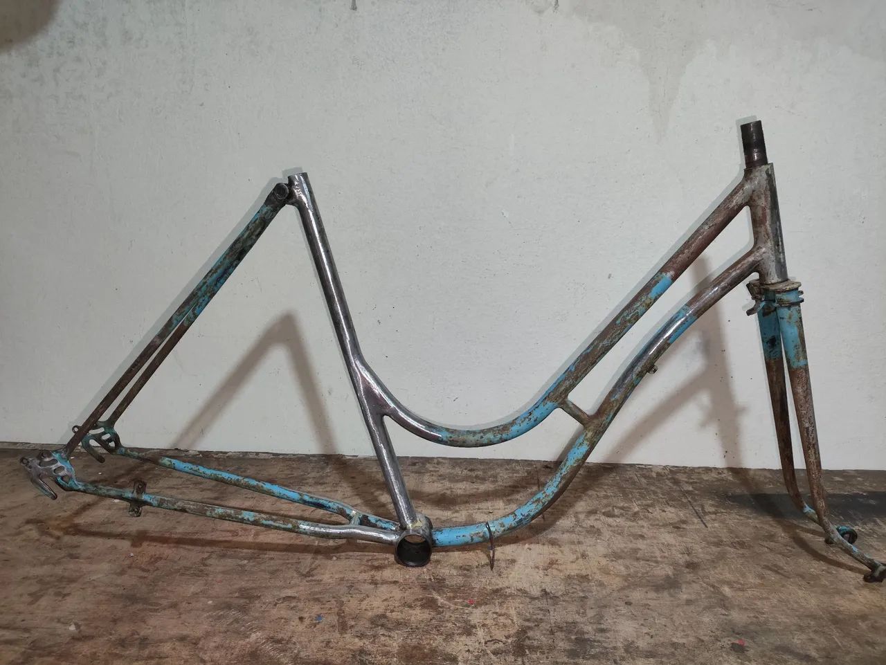 Quadro e Garfo Bicicleta Monark Sueca aro 28 