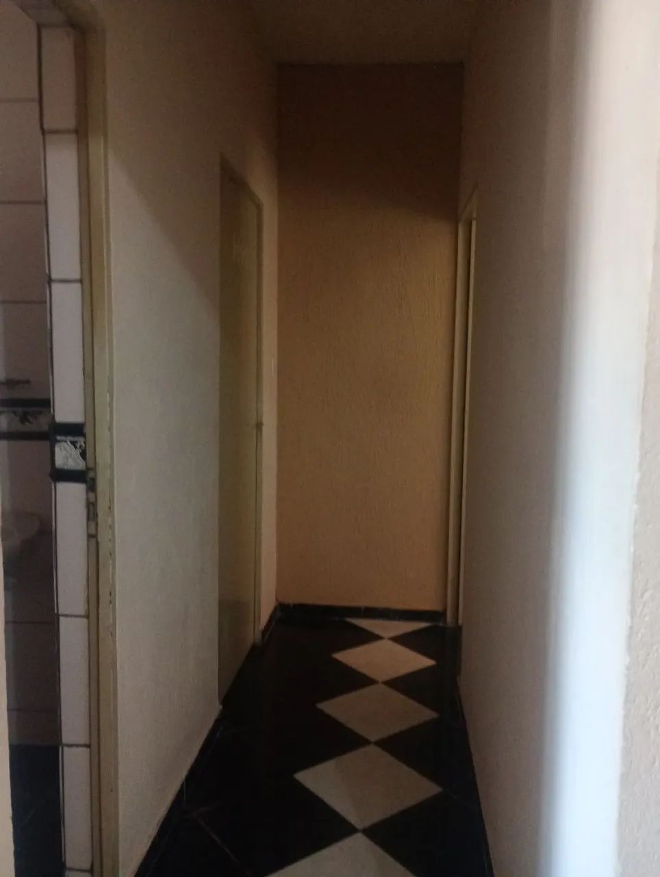 Aluga-se Tel: * - Foto 2
