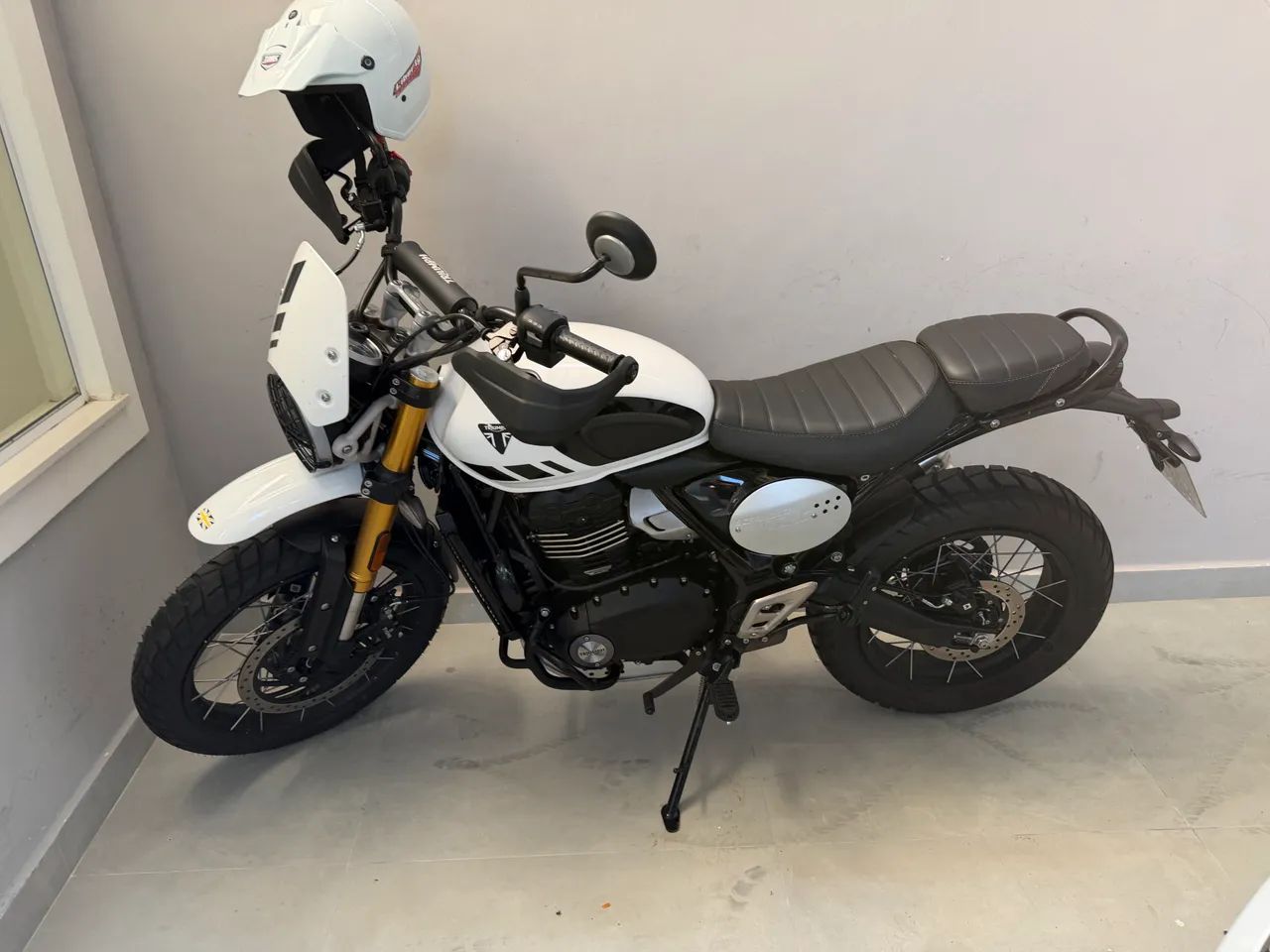 TRIUMPH SCRAMBLER 400 XC 2026 1.300km
