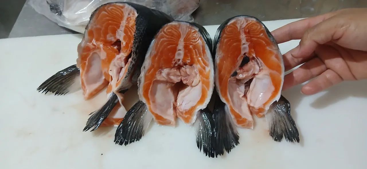 Cabeças de salmão frecas - Foto 4