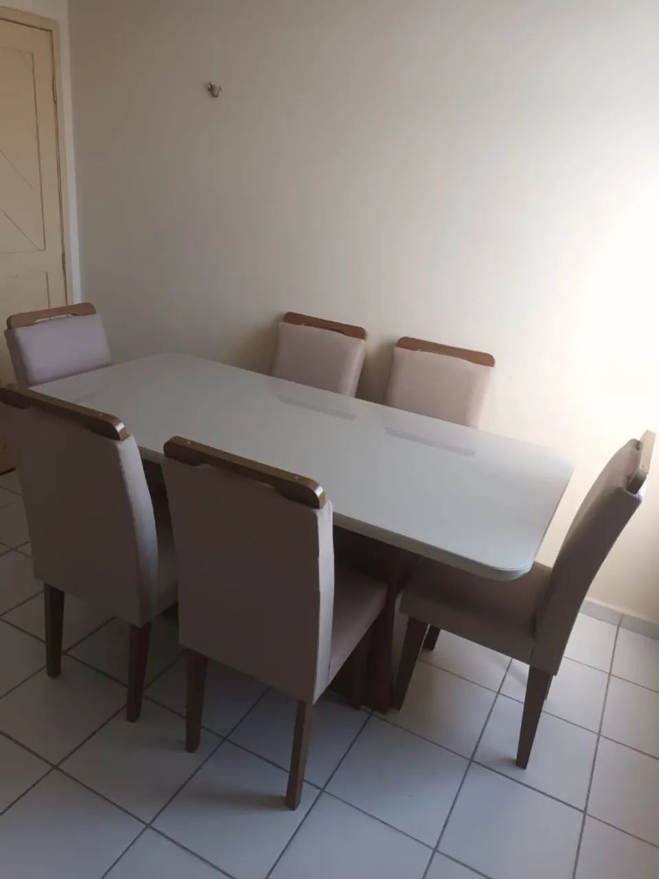 Mesa MDF completa linda elegante 