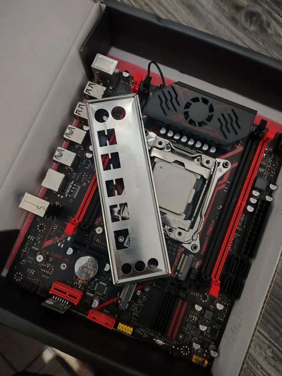Kit xeon h9s e5 2680v4 e tpm 2.0 - Foto 2