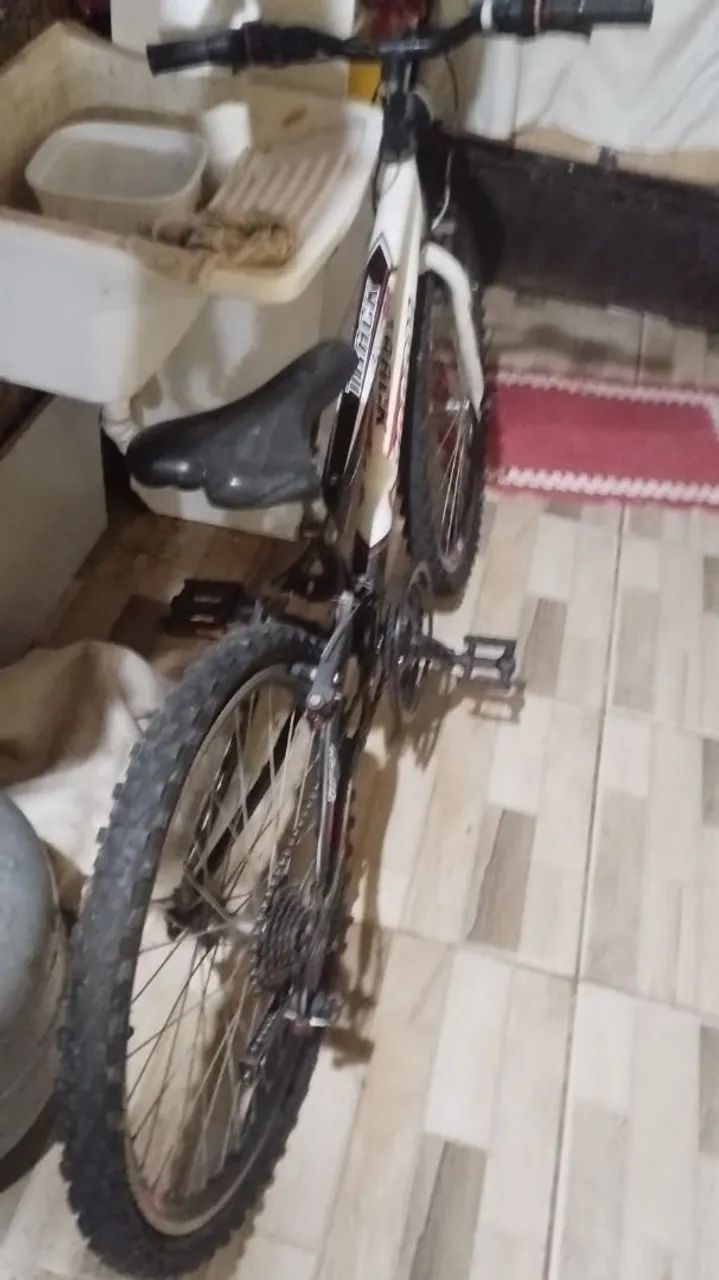 Bicicleta  - Foto 3