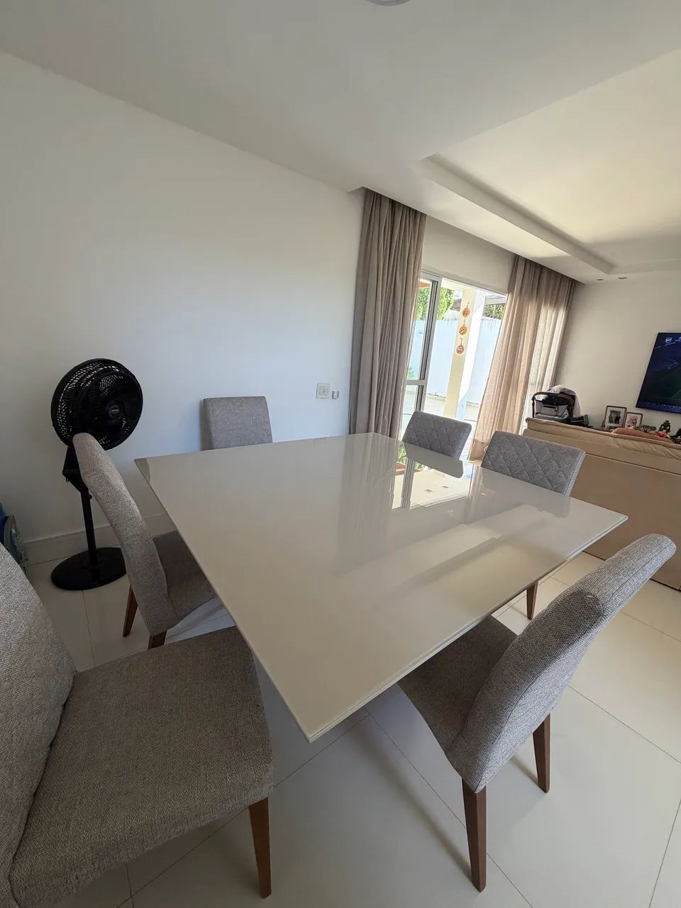MESA DE JANTAR 