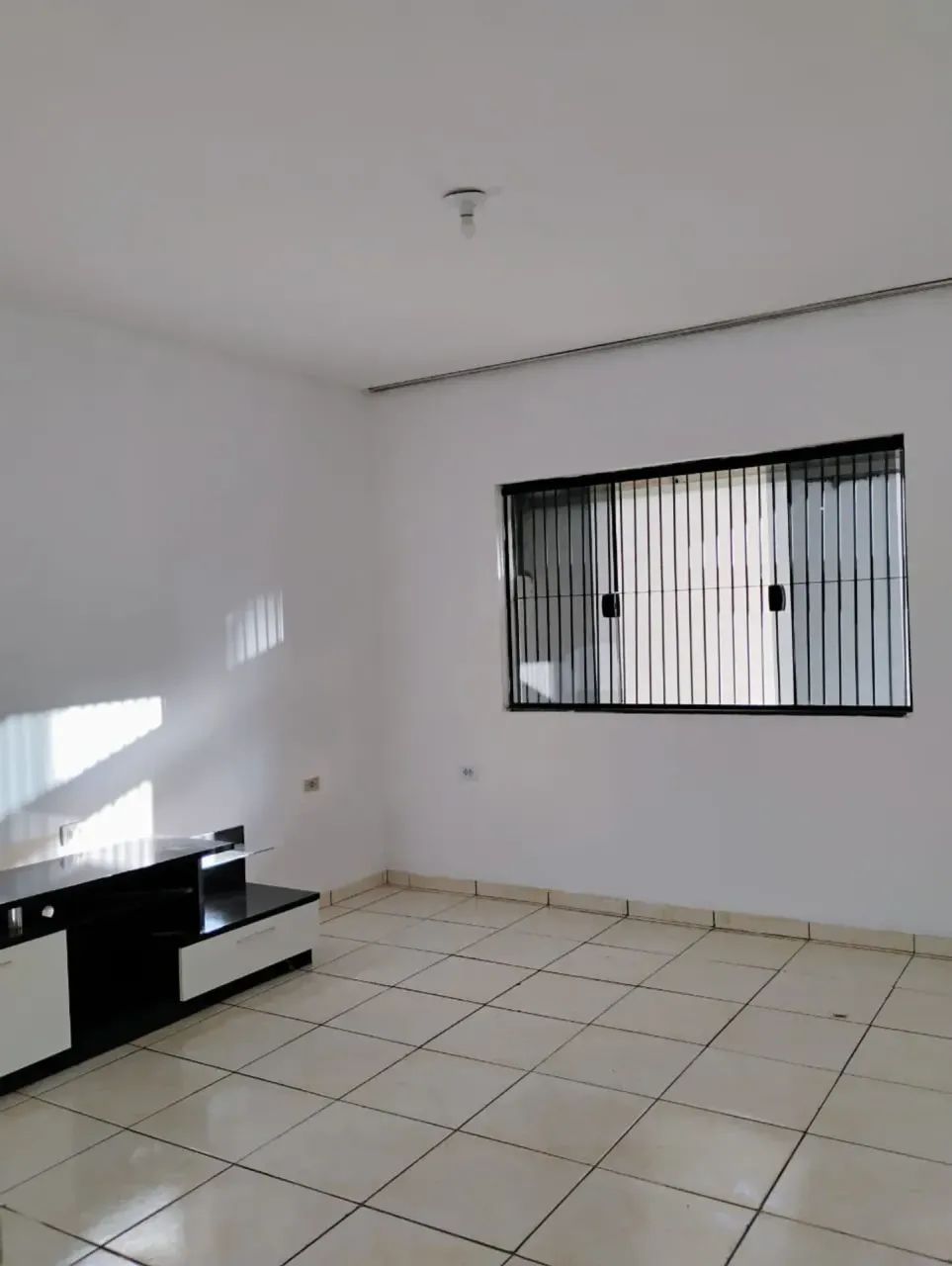 Casa terrea auguel com 60 m², com 2 dormitórios, sendo 1 suíte - D. Pedro I
