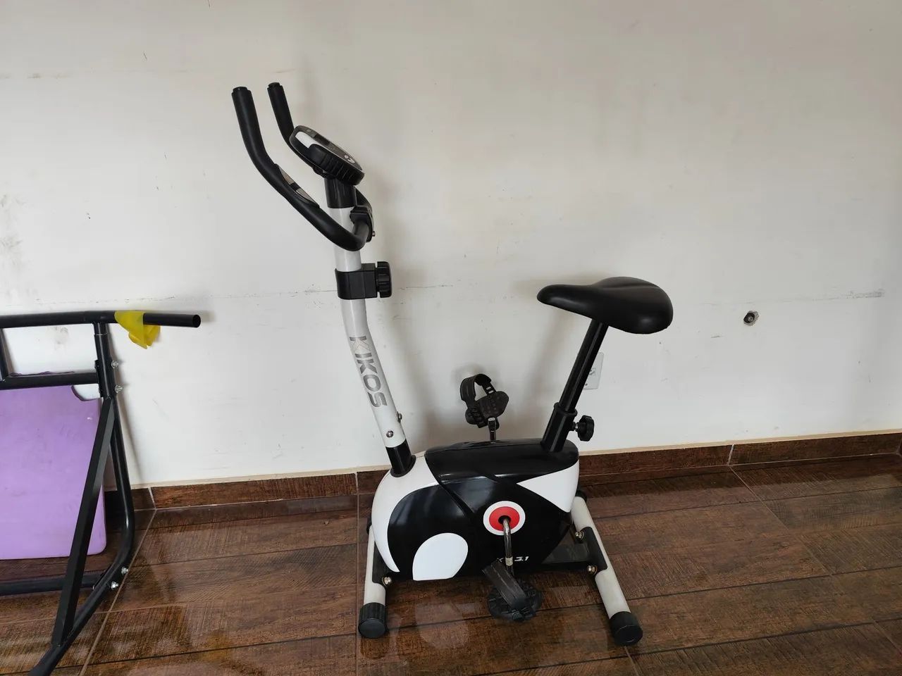 Equipamento Academia - Bicicleta Kikos - Foto 2