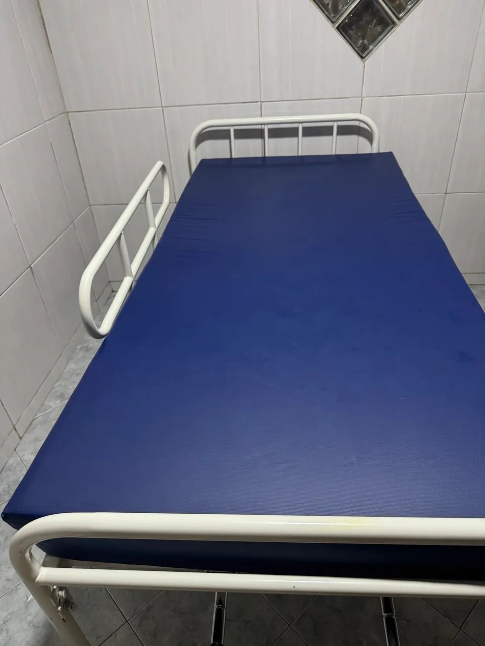 Cama hospitalar  - Foto 3