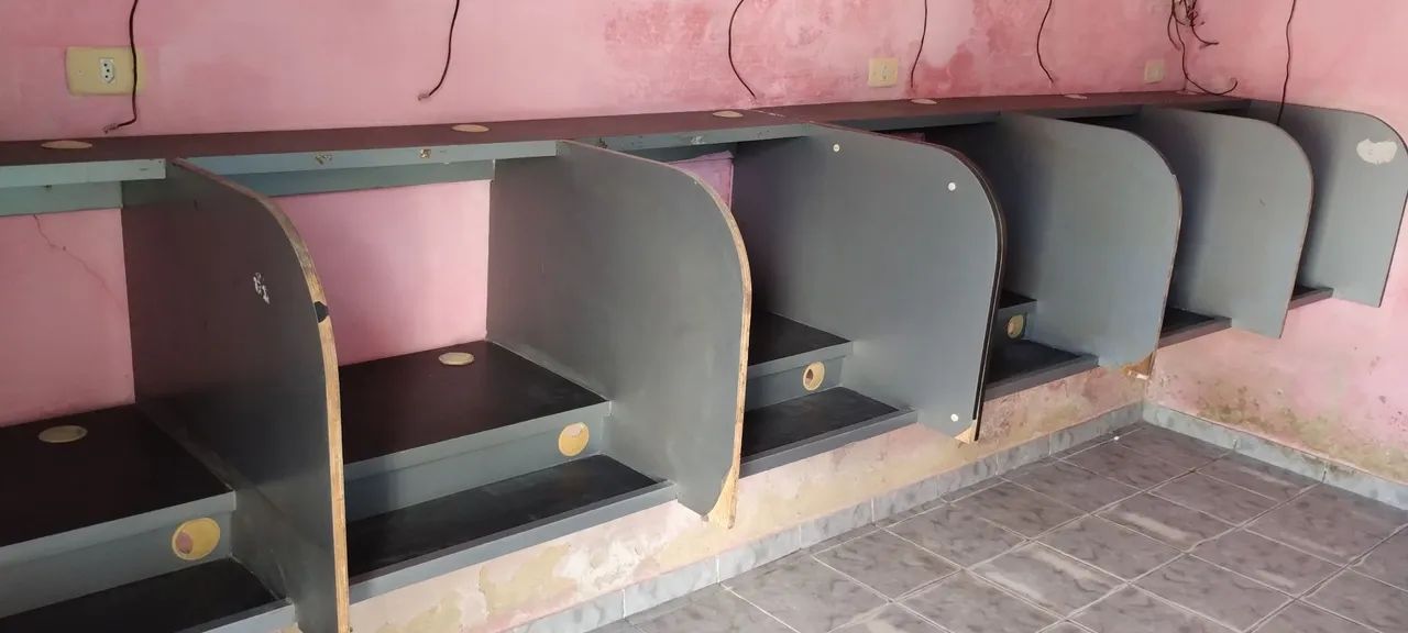 Bancada para Computador. Estações de trabalho417562087800842242