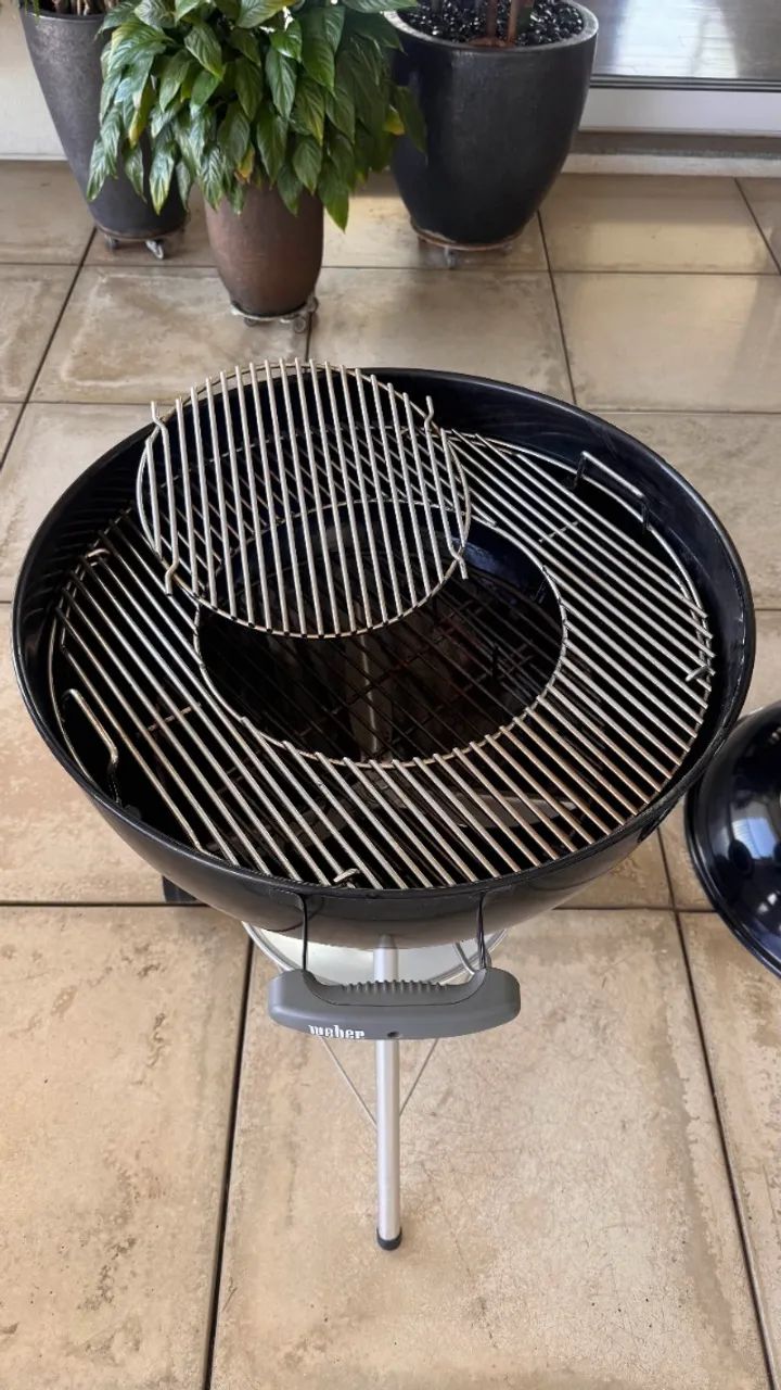 Churrasqueira Weber Original Kettle ? Praticamente Nova - Foto 5