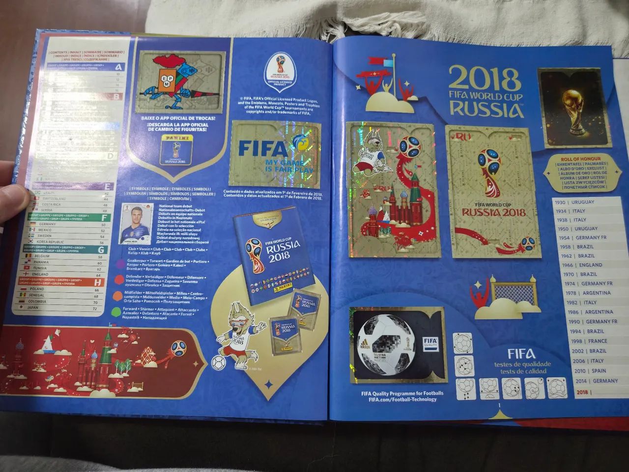 Álbuns Copa do Mundo 2014 E 2018 Completos Panini Impecáveis - Foto 3