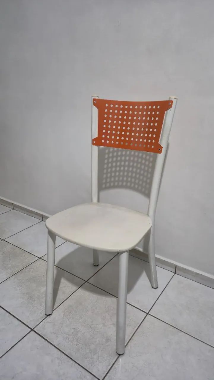 Mesa de jantar com 4 cadeiras - Foto 3
