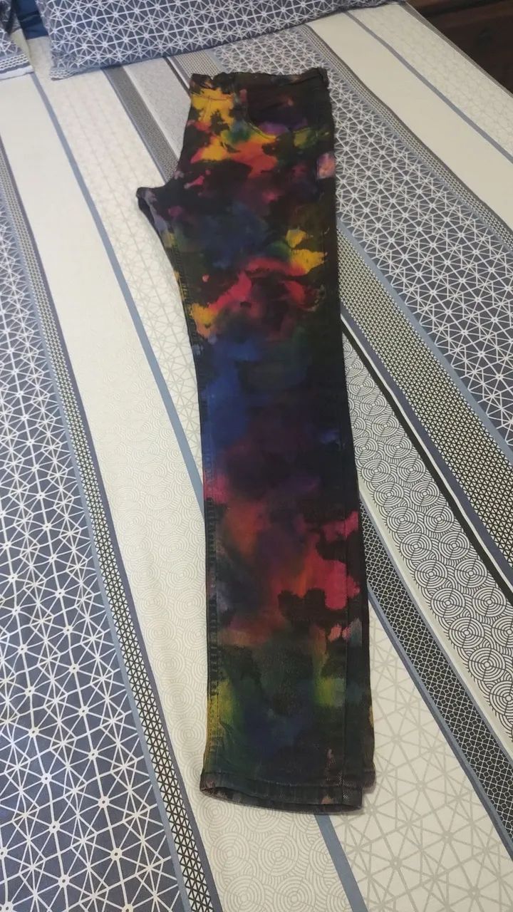 Calça jeans tie-dye 38 Skinni  - Foto 5