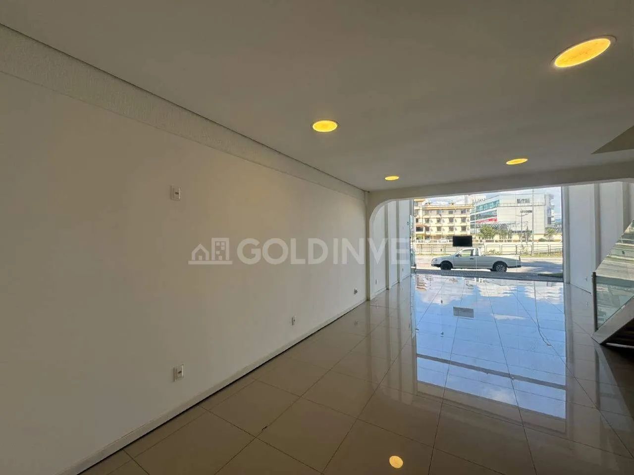 Sala comercial com 100m² no Centro de Brusque!!! - Foto 4