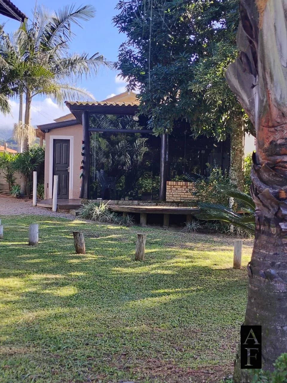 Pousada com amplo terreno em Areias de Macacu - Foto 2