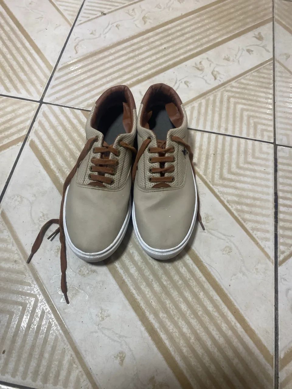 Tênis da polo