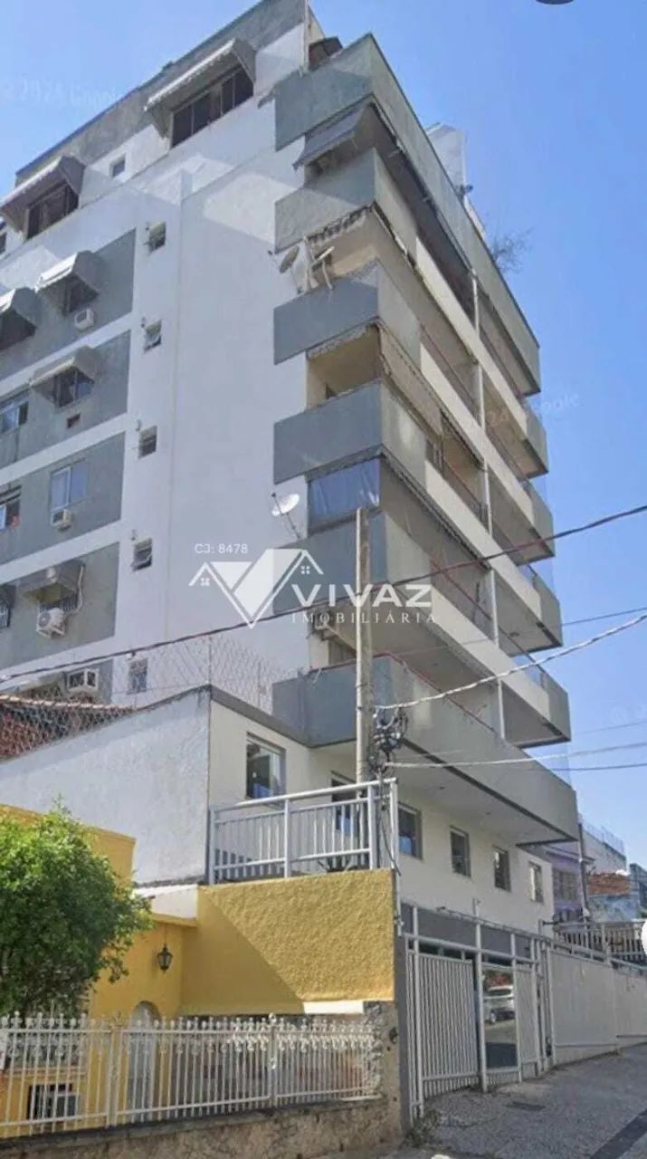 Apartamento Duplex com Varandão, 02 Quartos, 02 Banheiros e Terraço com Churrasqueira