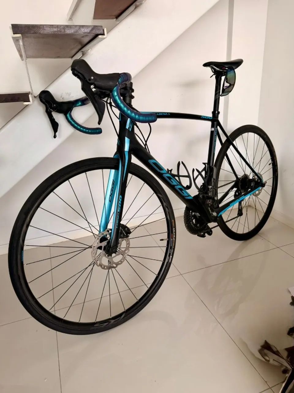 Bicicleta OGGI Carbono