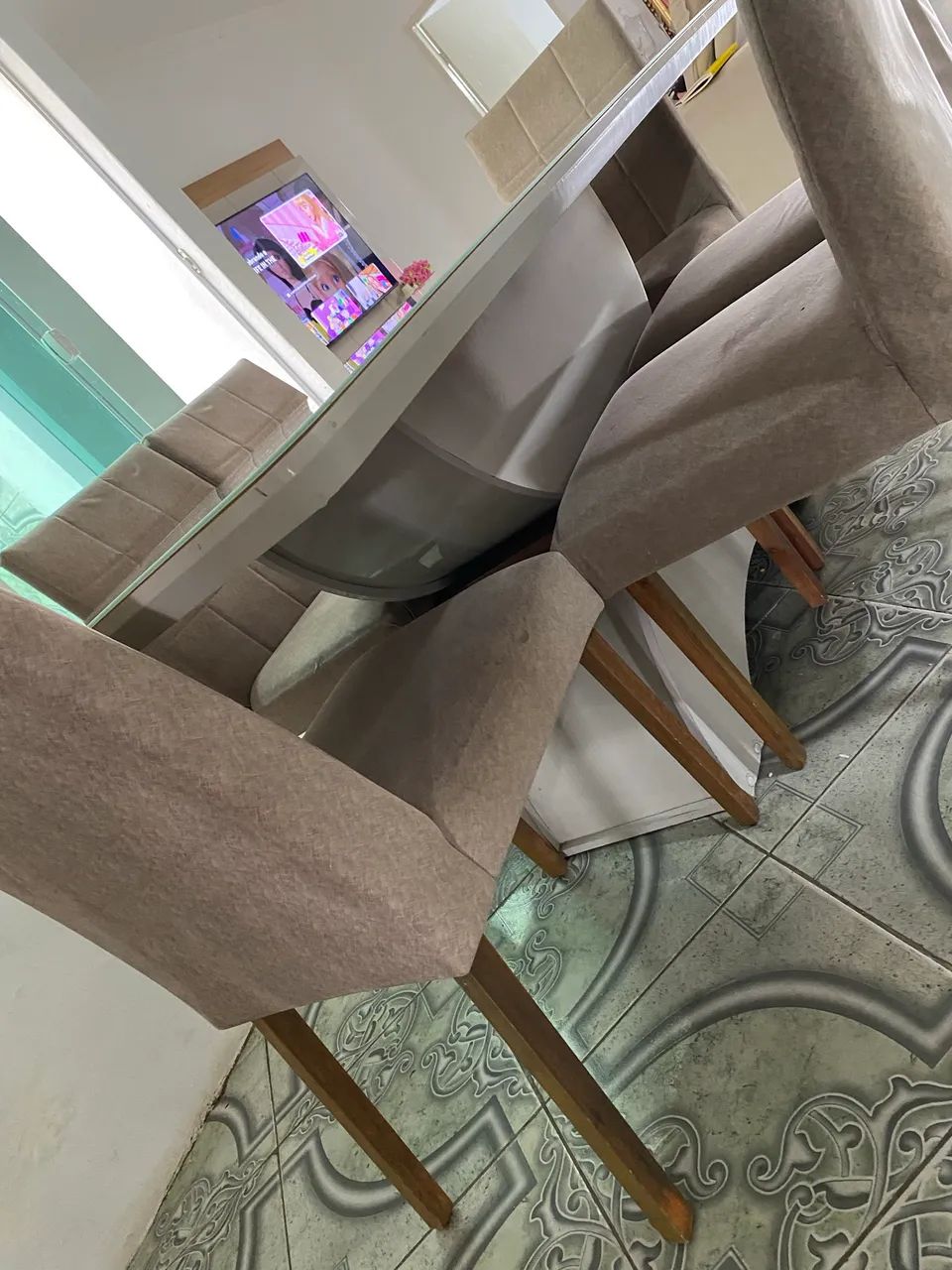 Mesa de Jantar com 6 Cadeiras - Foto 4