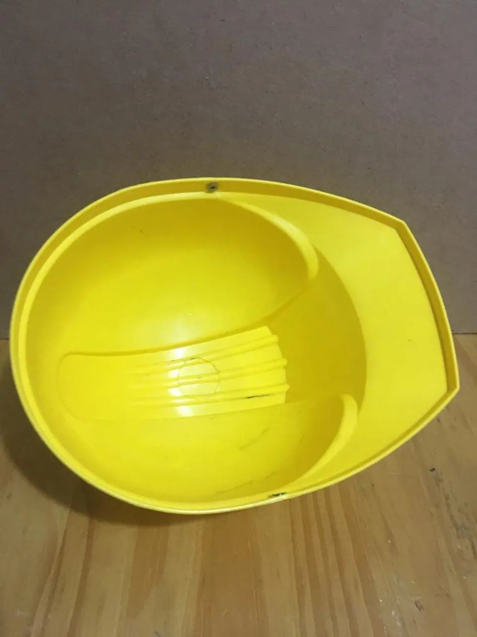 Capacete infantil de brinquedo plástico duro  - Foto 4