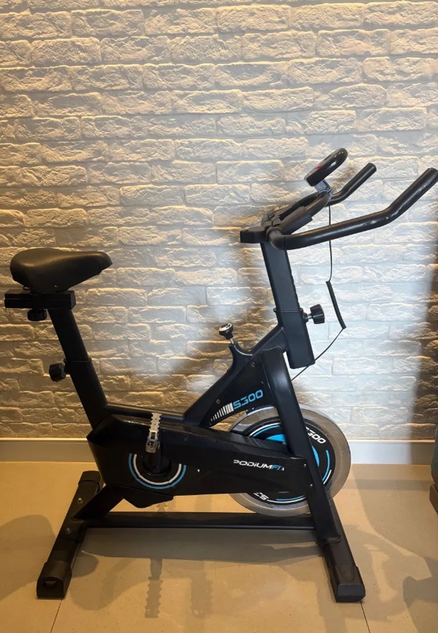 Bicicleta Ergométrica Spinning PodiumFit S300